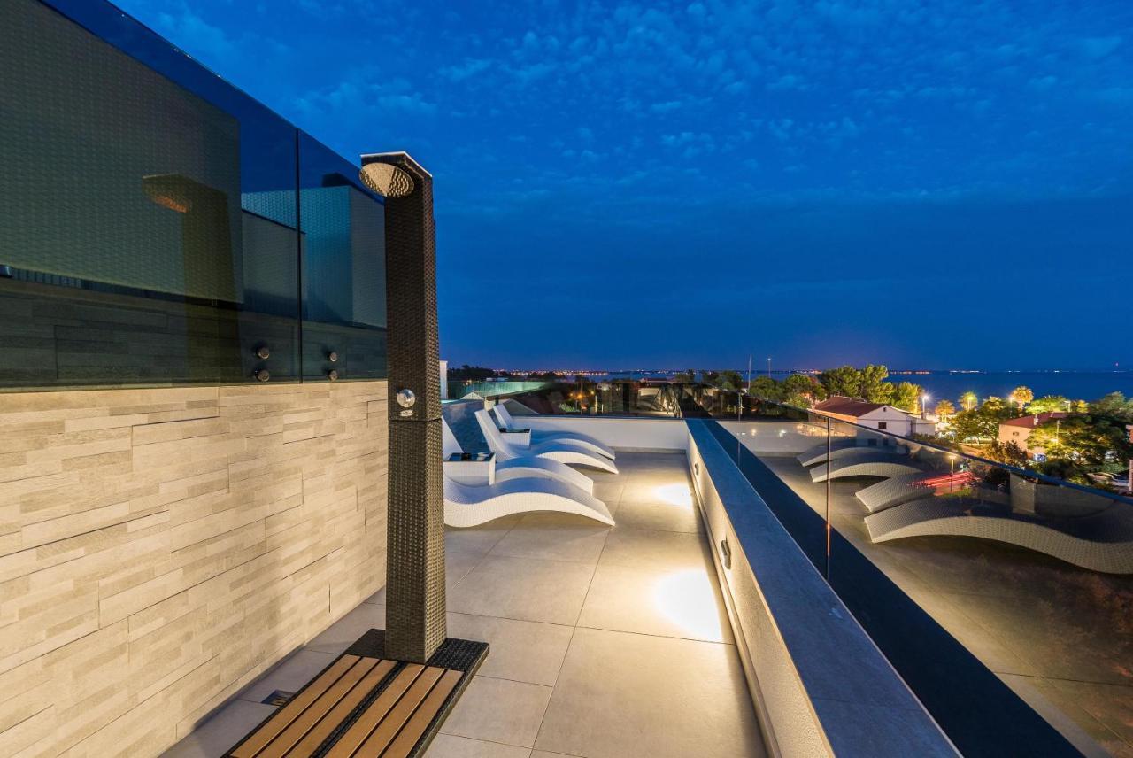 Grandpalazzo Apartments Vir Exterior photo